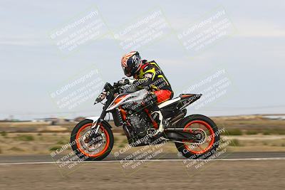 media/Oct-13-2025-Lets Ride (Mon) [[1a1cd08581]]/B Group/1220pm (Wheelie Bump)/